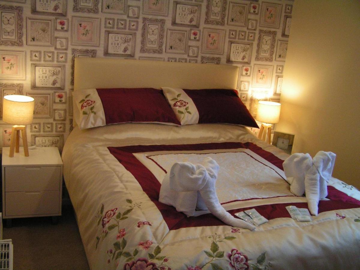 Devon Guest House Blackpool Exterior photo